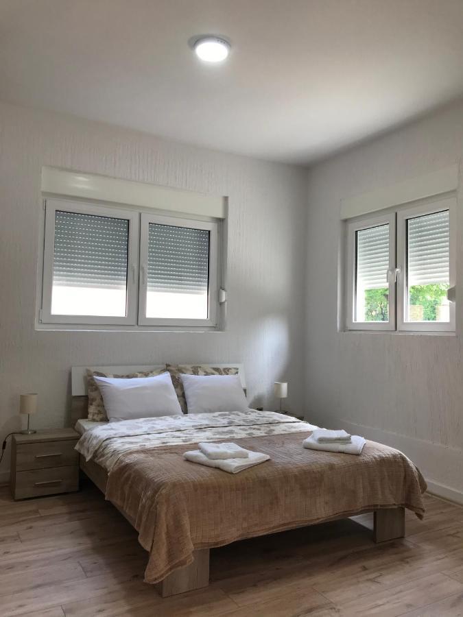 Apartman Studio Milojkovic Golubac Exterior foto